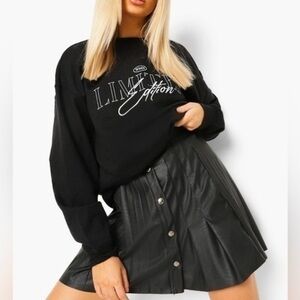 BOOHOO FAUX LEATHER PU PLEATED TENNIS MINI SKIRT SIZE 8UK 4US